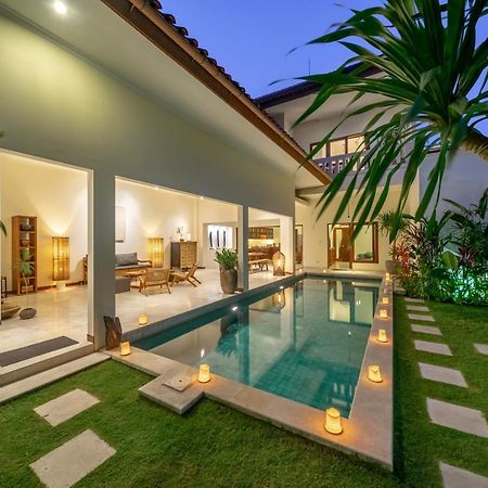 Amandaru Villa By Rpm Legian Exterior foto
